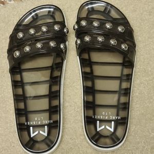 NWOT Marc Fisher Trent Studded Pool Slides 6